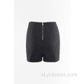 Celana pendek anyaman garis-garis hot pants